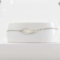 CloseUp Ansicht von Flügel Armband in 925 Silber von Sofia Milani - B0135