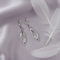 CloseUp Ansicht von Gedreht Ohrhänger in 925 Silber von Sofia Milani - E0871