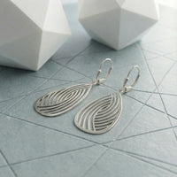 Ornament Ohrhänger in 925 Silber