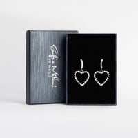 Boxansicht von Gedrehtes Herz Ohrhänger in 925 Silber von Sofia Milani - E2090