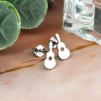 CloseUp Ansicht von Gitarre Ohrstecker in 925 Silber von Sofia Milani - E2208