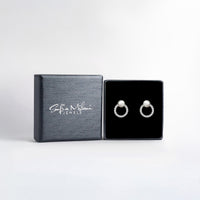 Boxansicht von Kreis Perlen Ohrstecker in 925 Silber von Sofia Milani - E2234