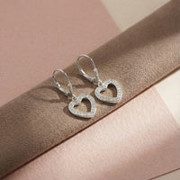 CloseUp Ansicht von Herz Ohrhänger in 925 Silber von Sofia Milani - E2246