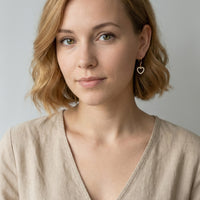 Modelansicht von Herz Ohrhänger in 925 Silber von Sofia Milani - E2247