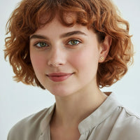 Modelansicht von Gebogen Ohrstecker in 925 Silber von Sofia Milani - E2547