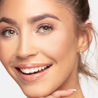 Modelansicht von Gebogen Steck Creolen in 925 Silber von Sofia Milani - E2737