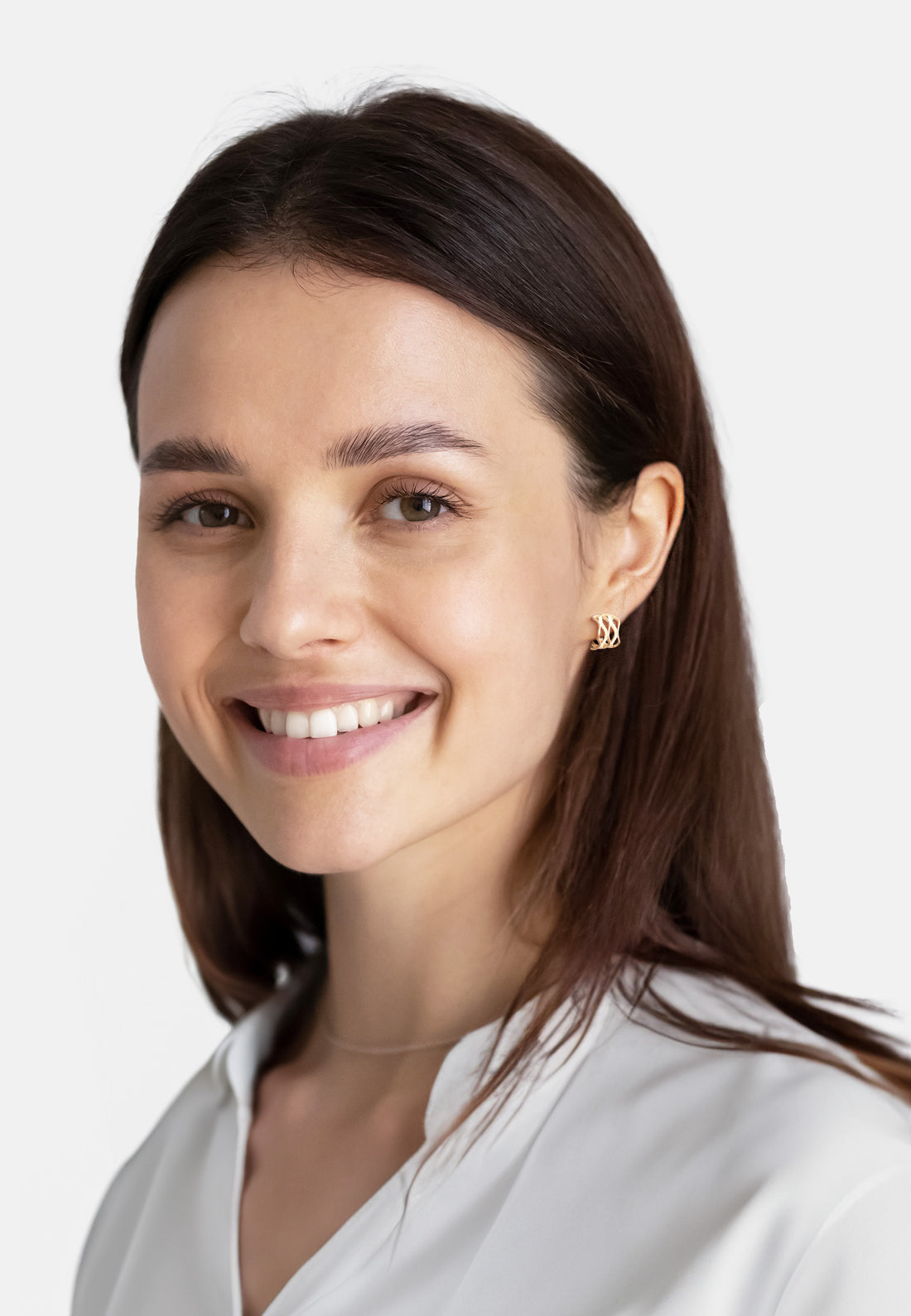 Modelansicht von Wellen Steck Creolen in 925 Silber von Sofia Milani - E2749