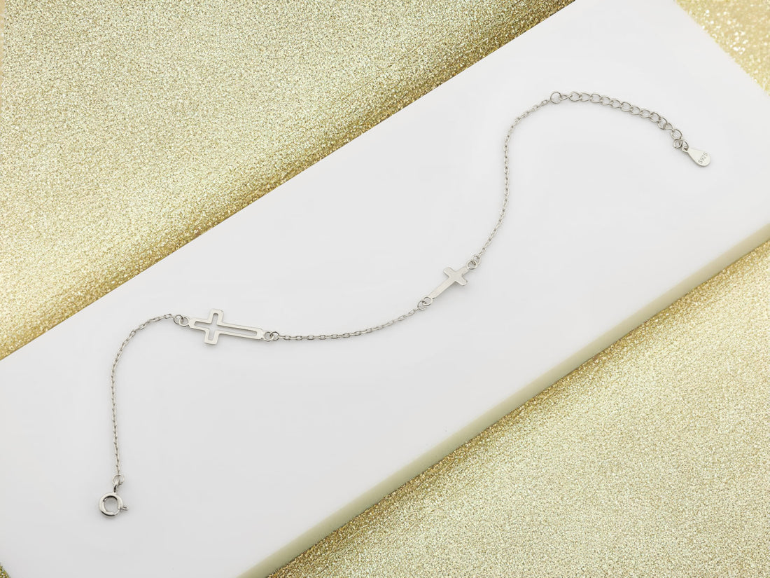 CloseUp Ansicht von Kreuz Armband in 925 Silber von Sofia Milani - B0131