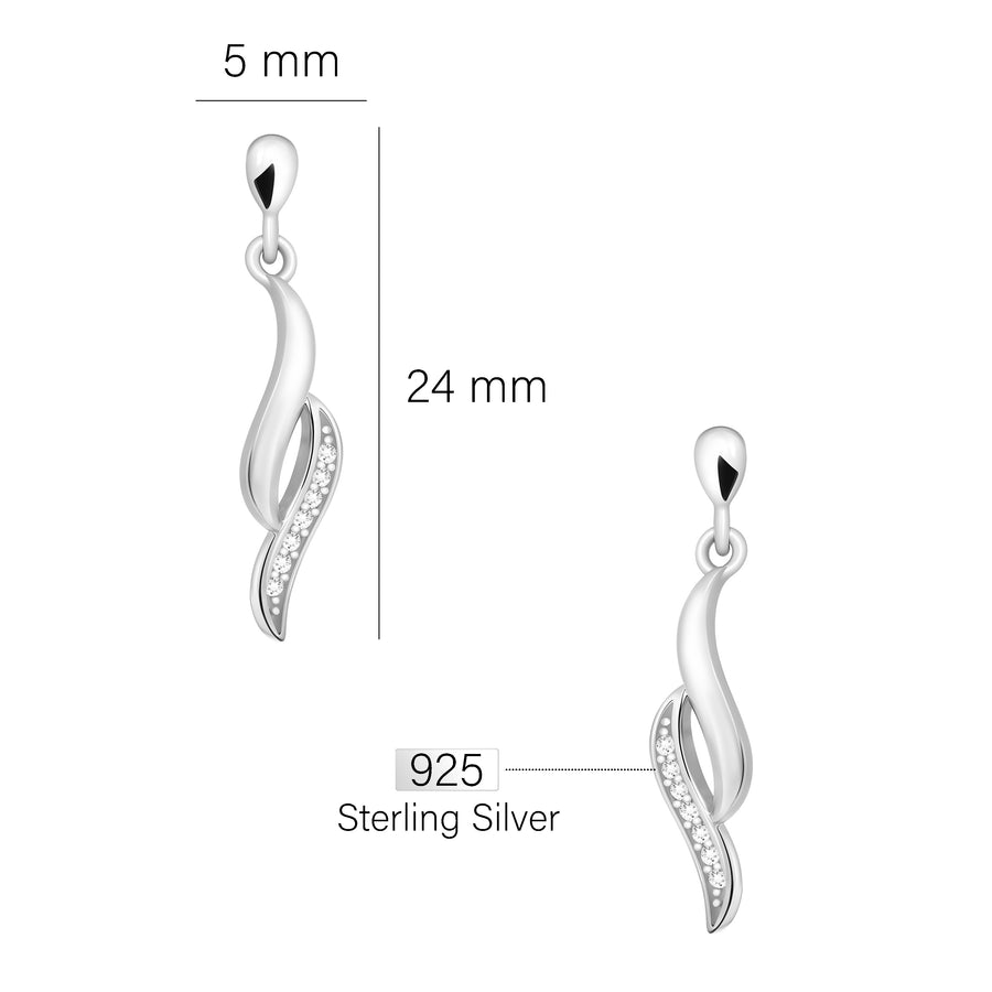 Gebogen Ohrstecker in 925 Silber