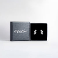 Gebogen Ohrstecker in 925 Silber