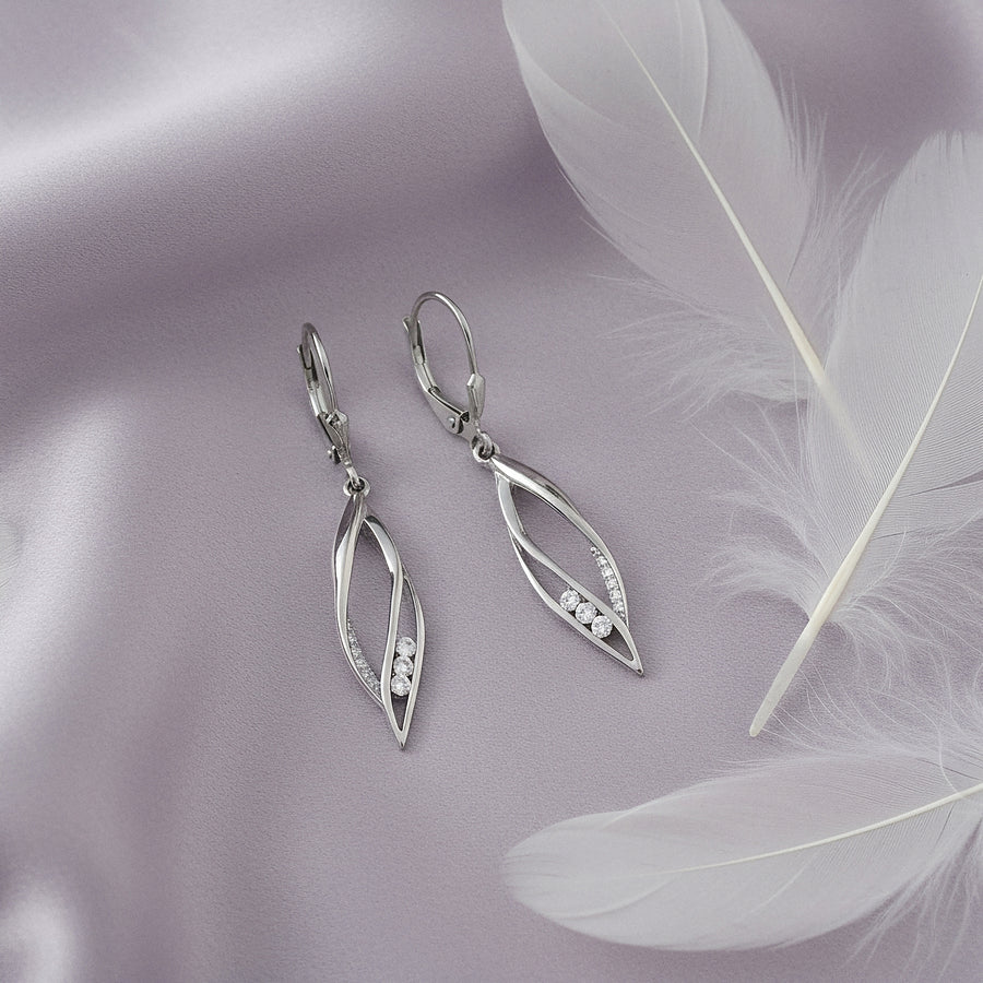 CloseUp Ansicht von Gedreht Ohrhänger in 925 Silber von Sofia Milani - E0871