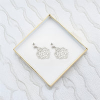 Ornament Ohrhänger in 925 Silber