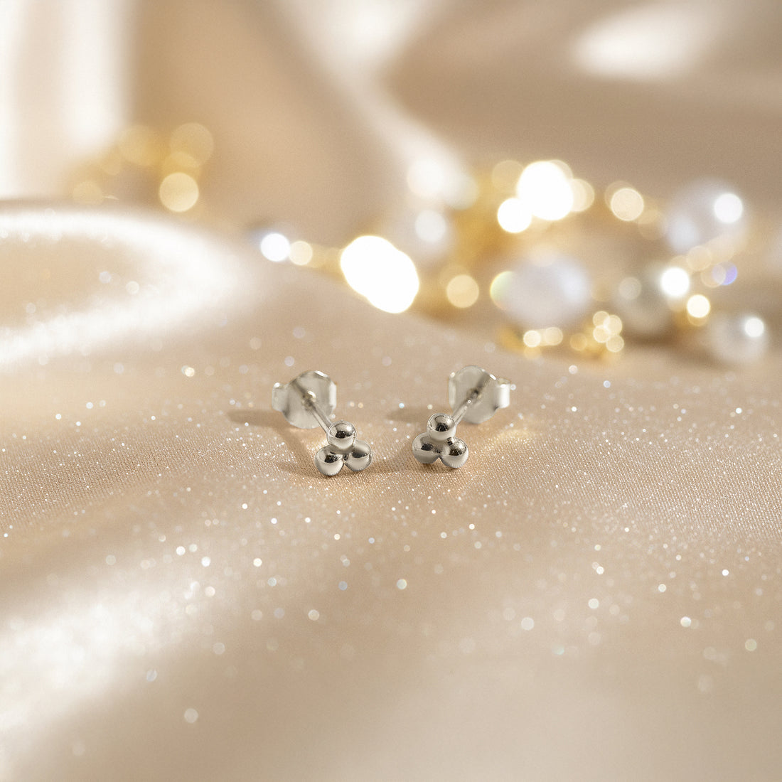 Kugel Ohrstecker in 925 Silber