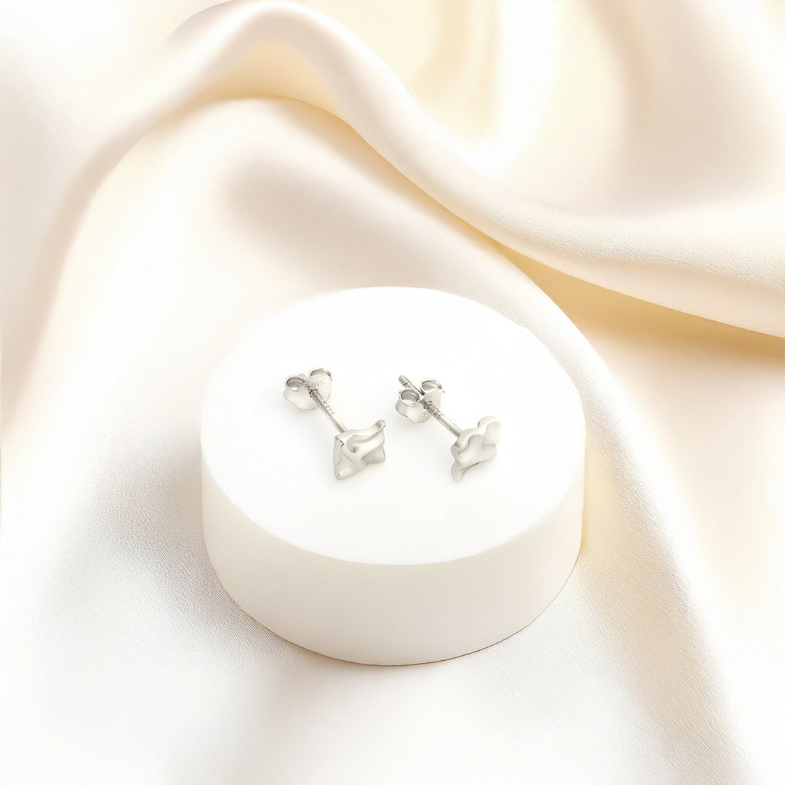 Quadrat Ohrstecker in 925 Silber