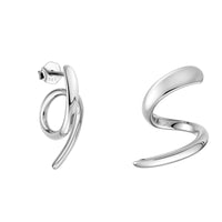 Gebogen Ohrstecker in 925 Silber