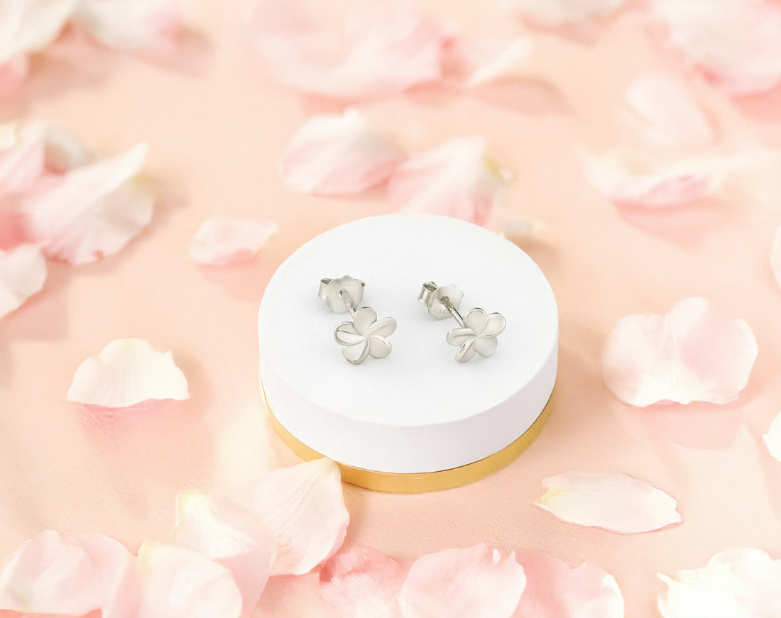 Blume Ohrstecker in 925 Silber