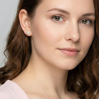 Modelansicht von Herz Ohrstecker in 925 Silber von Sofia Milani - E1568