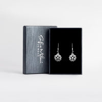 Boxansicht von Herz Blumen Ohrhänger in 925 Silber von Sofia Milani - E1865