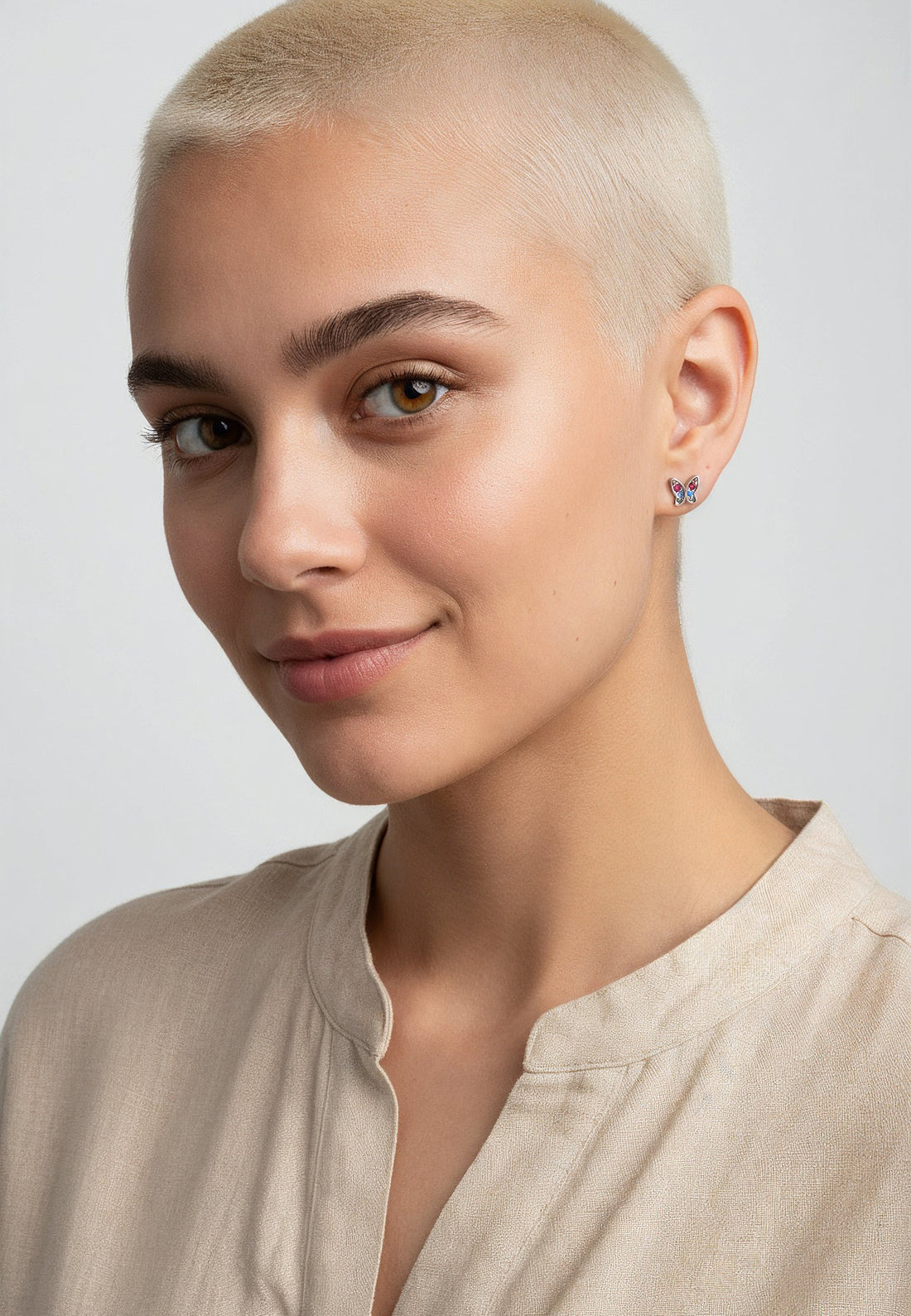 Modelansicht von Mehrfarbiger Zirkonia Ohrstecker in 925 Silber von Sofia Milani - E1952