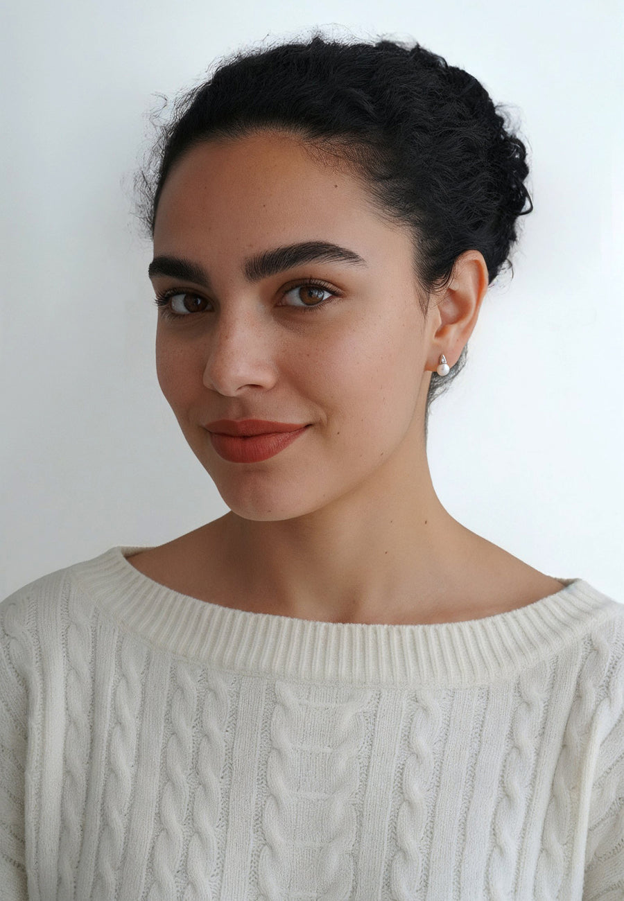 Modelansicht von Perlen Ohrstecker in 925 Silber von Sofia Milani - E1964