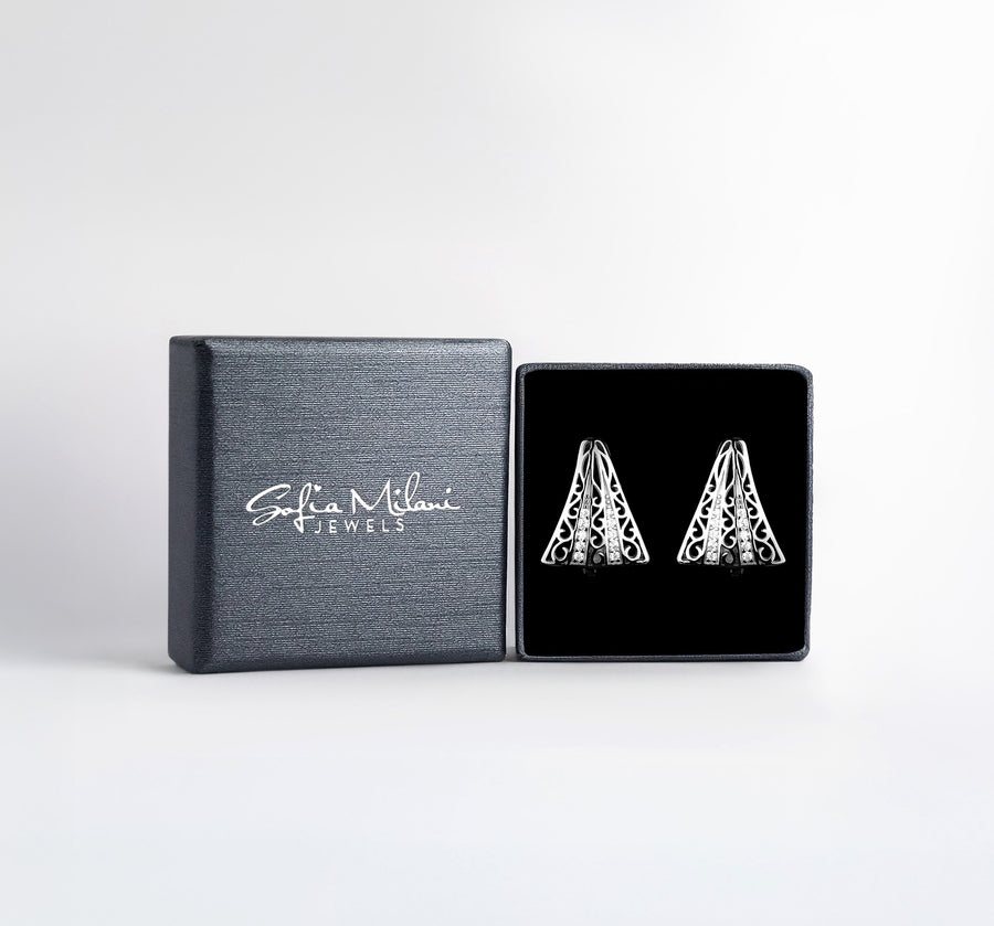 Boxansicht von Gebogenes Trapez Ohrstecker in 925 Silber von Sofia Milani - E2052