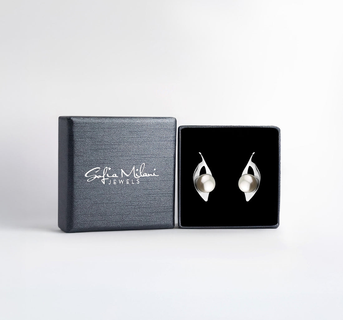 Boxansicht von Perlen Ohrstecker in 925 Silber von Sofia Milani - E2233