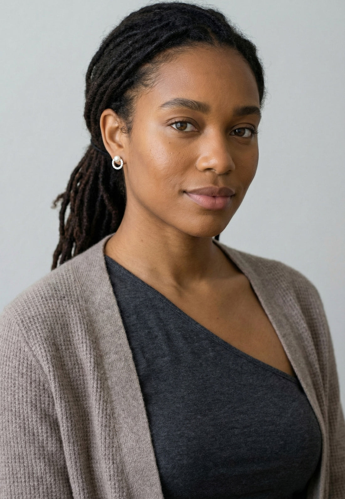 Modelansicht von Kreis Perlen Ohrstecker in 925 Silber von Sofia Milani - E2234