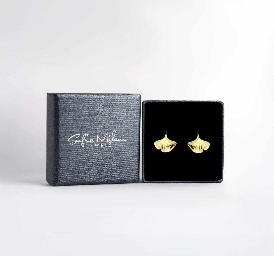 Boxansicht von Ginkgoblatt Ohrstecker in 925 Silber von Sofia Milani - E2377