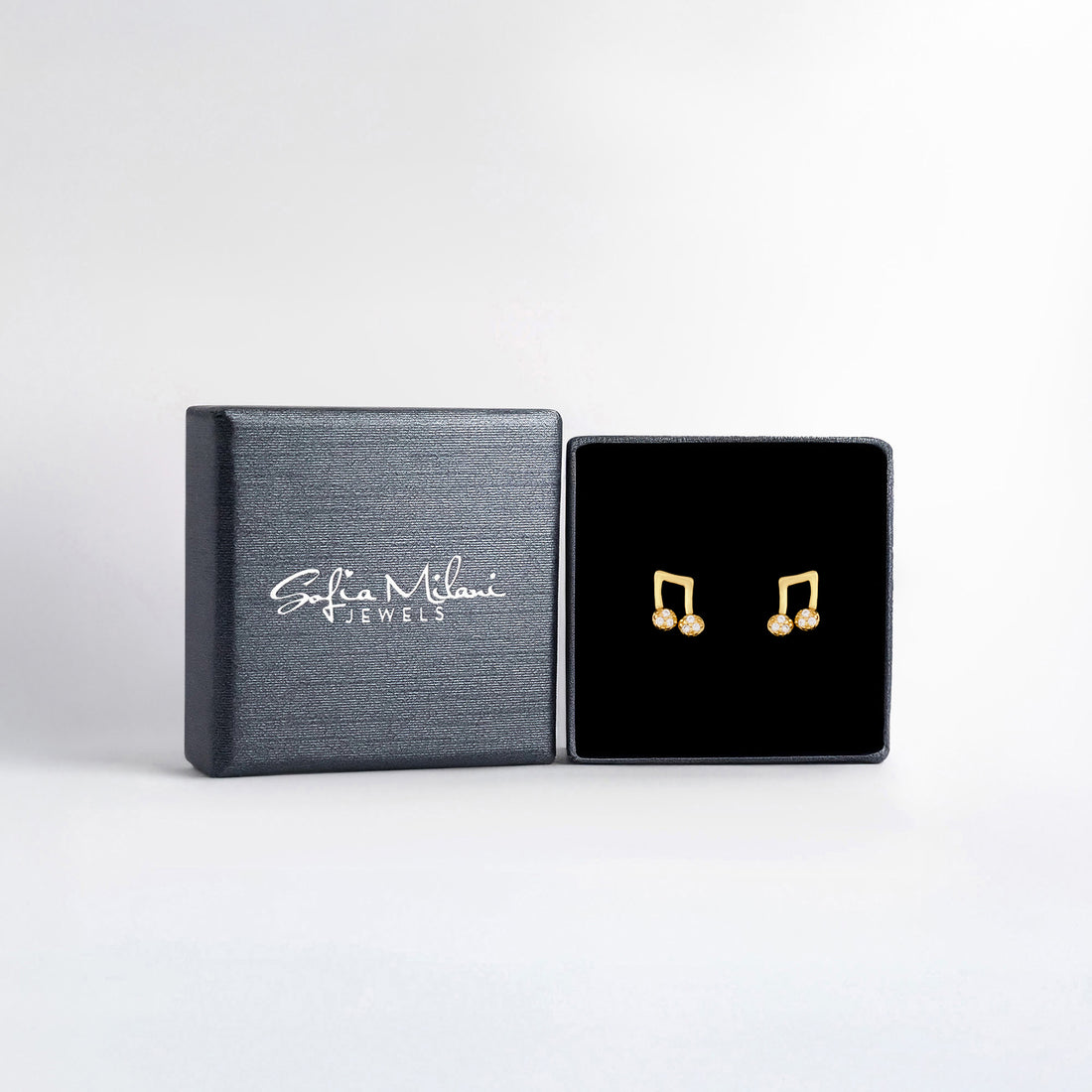 Boxansicht von Achtel Musik Note Ohrstecker in 925 Silber von Sofia Milani - E2416