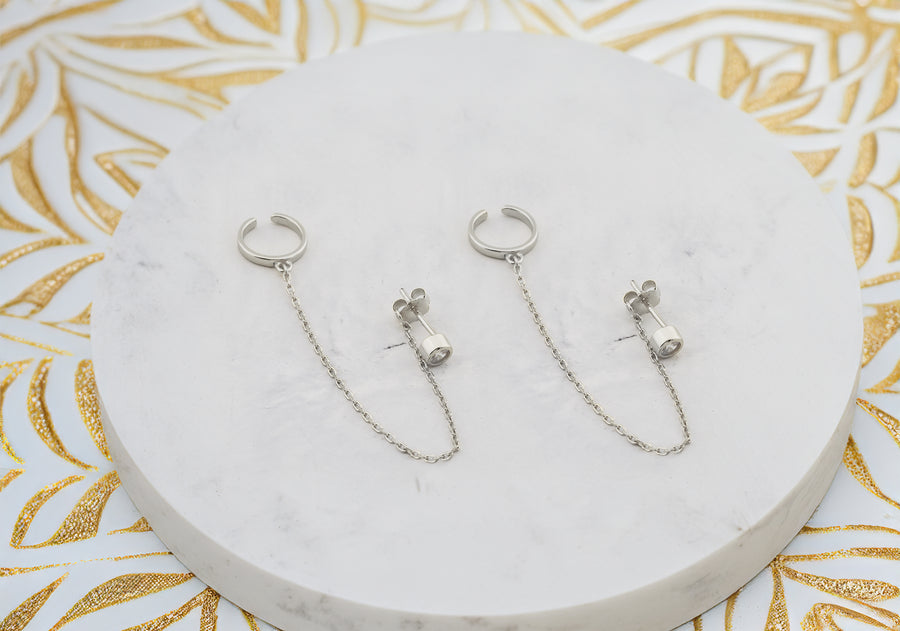 CloseUp Ansicht von Ketten Ear Cuff in 925 Silber von Sofia Milani - E2599