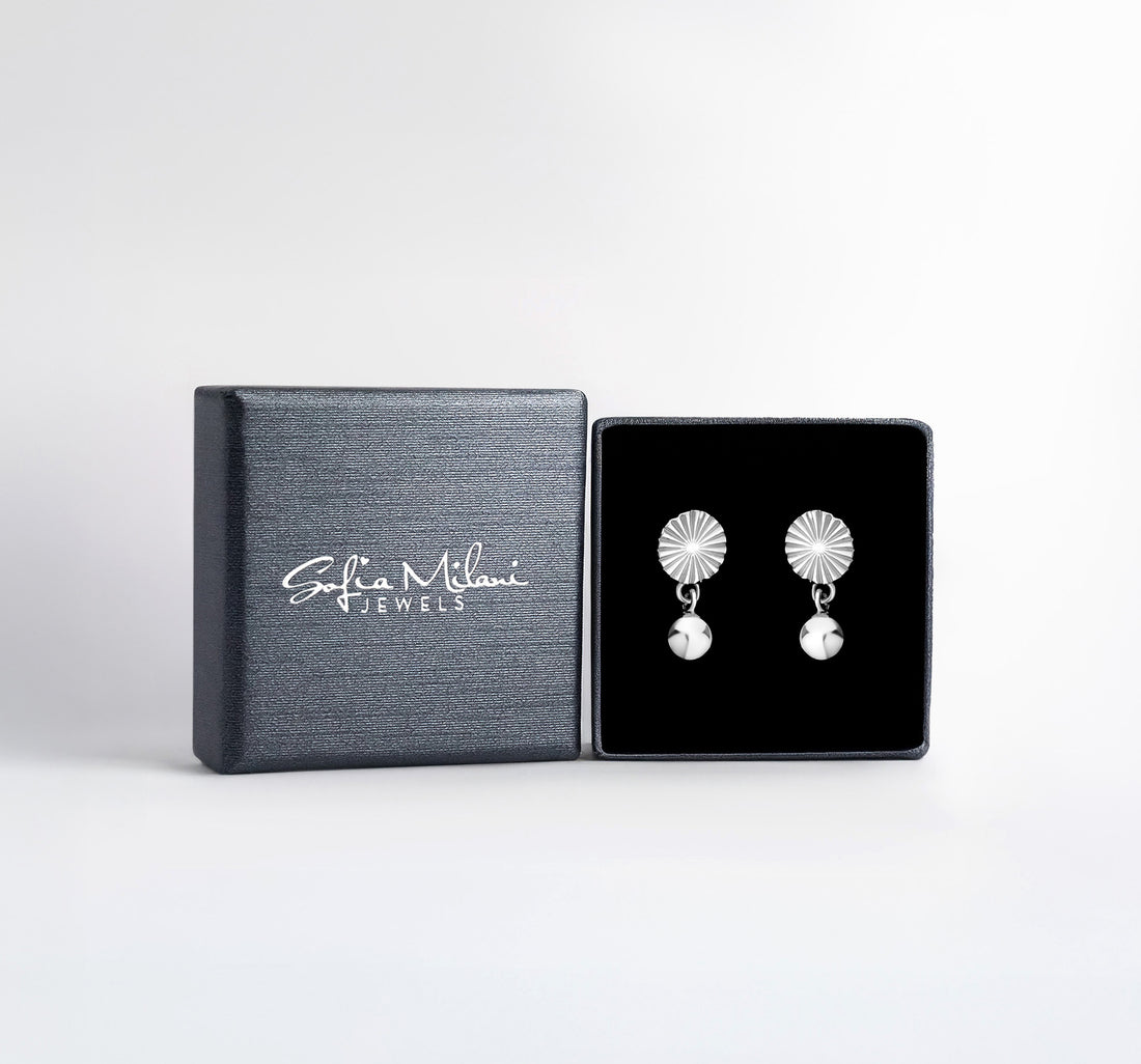 Boxansicht von Kreis Kugel Ohrstecker in 925 Silber von Sofia Milani - E2627