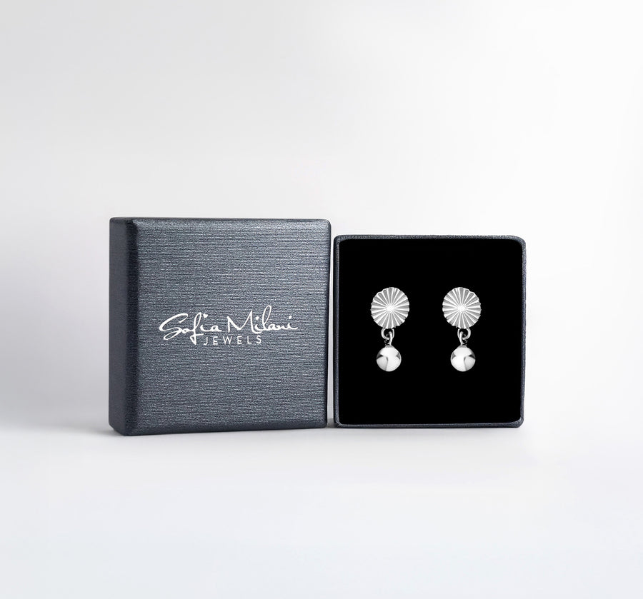 Boxansicht von Kreis Kugel Ohrstecker in 925 Silber von Sofia Milani - E2627