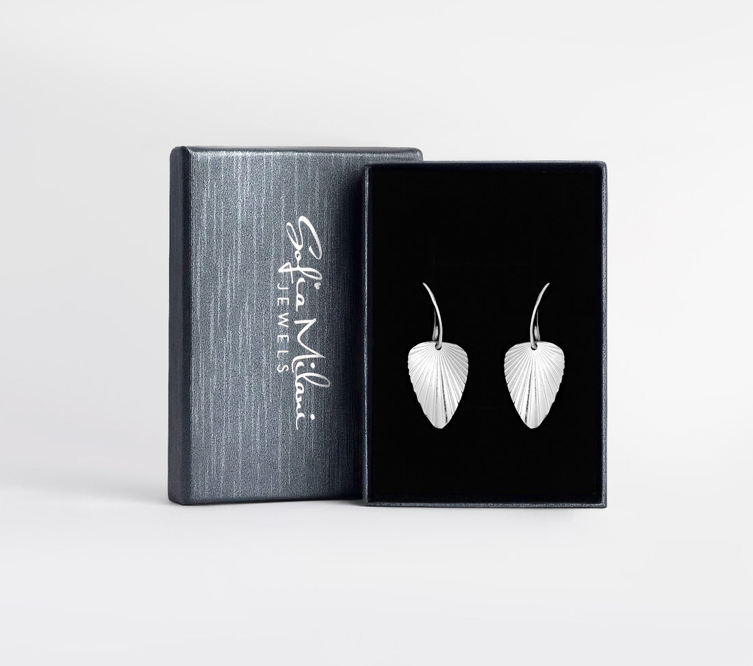 Boxansicht von Blatt Ohrhänger in 925 Silber von Sofia Milani - E2637