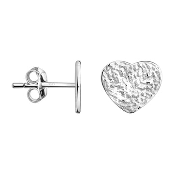 Haupt- und Seitenansicht von Gehämmertes Herz Ohrstecker in 925 Silber von Sofia Milani - E2846