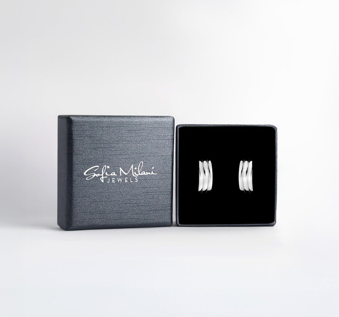 Boxansicht von Trilling Steck Creolen in 925 Silber von Sofia Milani - E2932