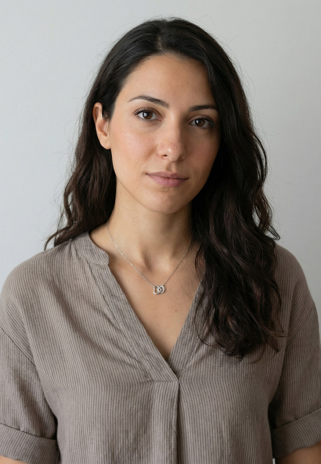 Modelansicht von Doppeltes Herz Halskette in 925 Silber von Sofia Milani - N0664