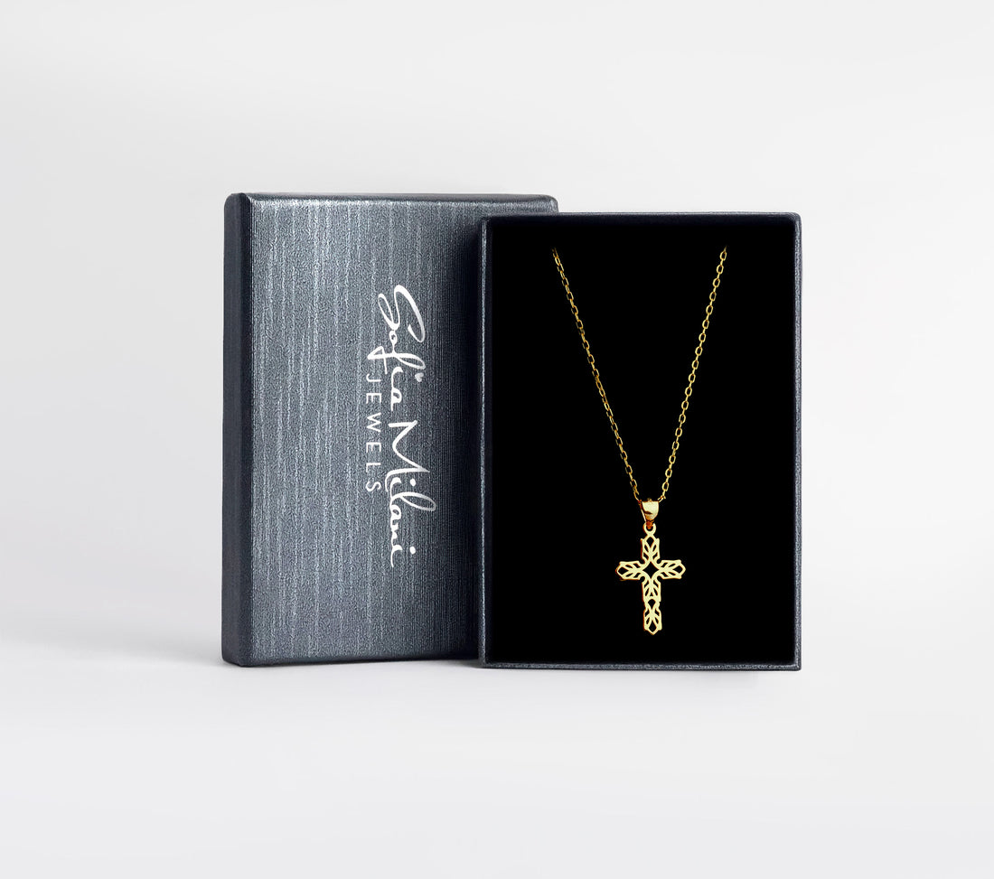 Boxansicht von Gemustertes Kreuz Halskette in 925 Silber von Sofia Milani - N0697