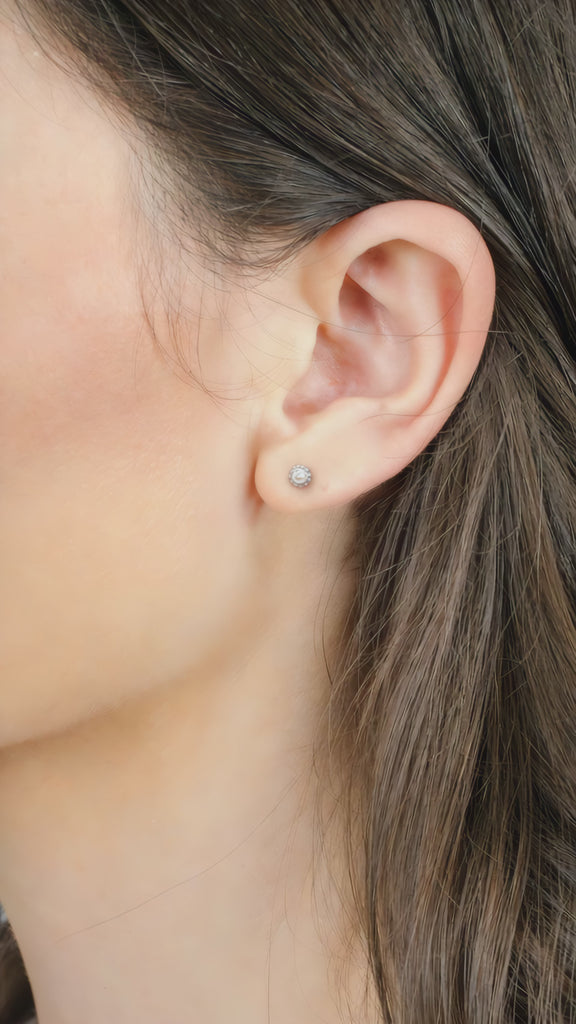 Video von Blume Ohrstecker in 925 Silber