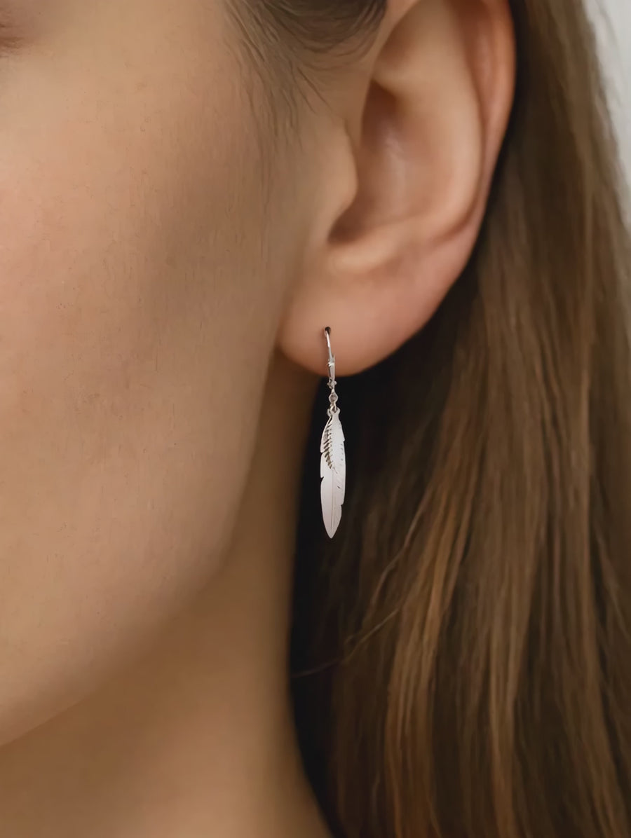 Video von Feder Blatt Ohrhänger in 925 Silber - E1158